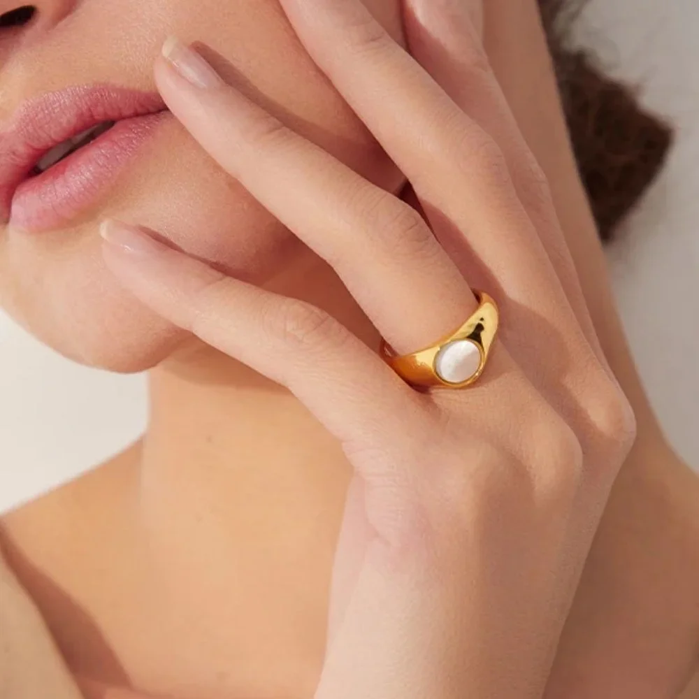New 18K Gold Plated Mother Of Pearl Signet Ring